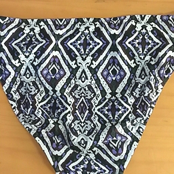 Mossimo Tribal Print Two Piece Swimsuit Size Medium - Picture 4 of 8